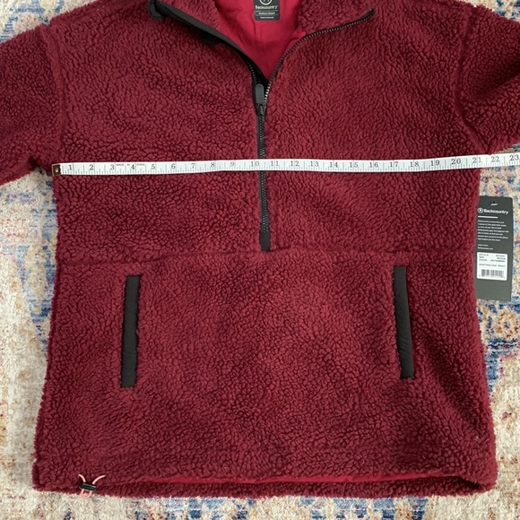 🎄Backcountry Almont sherpa hooded pullover in winterberry. Size M. NWT. - Picture 3 of 10